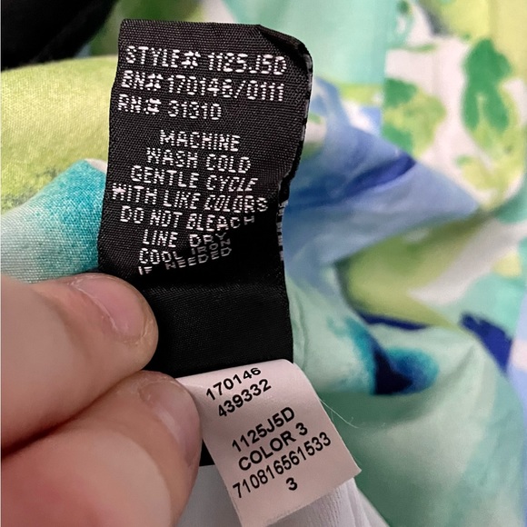 IZ Byer Juniors Dress - Picture 10 of 11